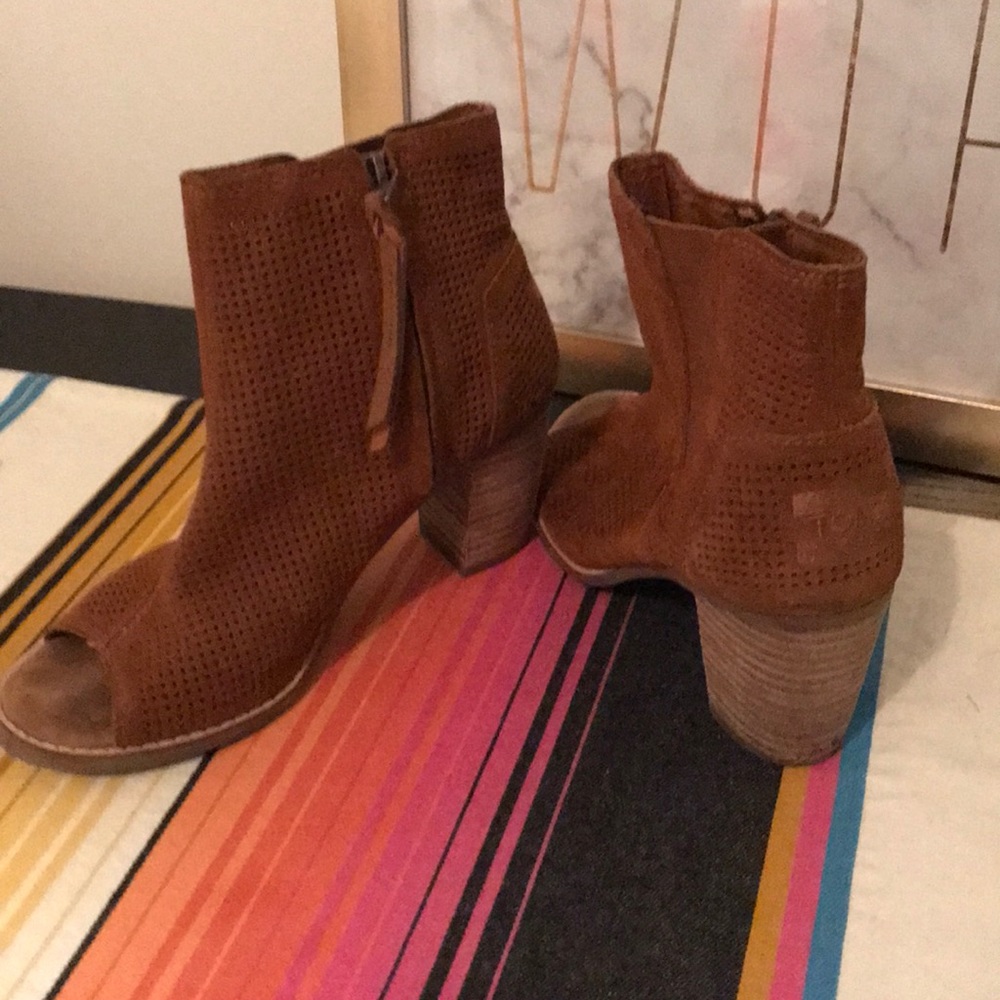 TOMS Booties